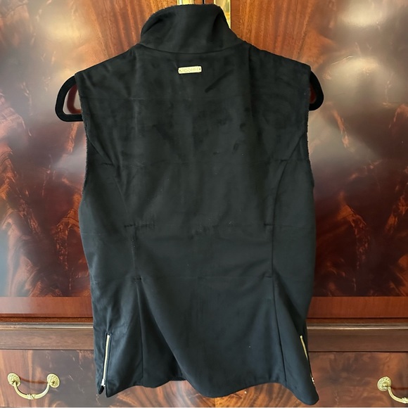 Lilly Pulitzer Skyden Suede Sherpa Reversible Vest - Picture 9 of 11